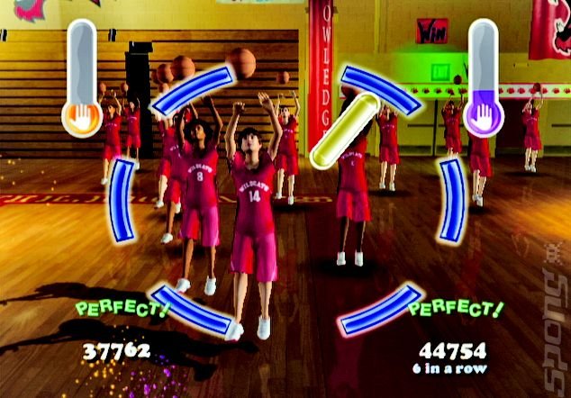 High School Musical 3: Senior Year Dance! - PS2 Screen